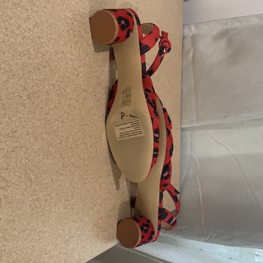 Cabi Red Heels - Picture 3 of 5